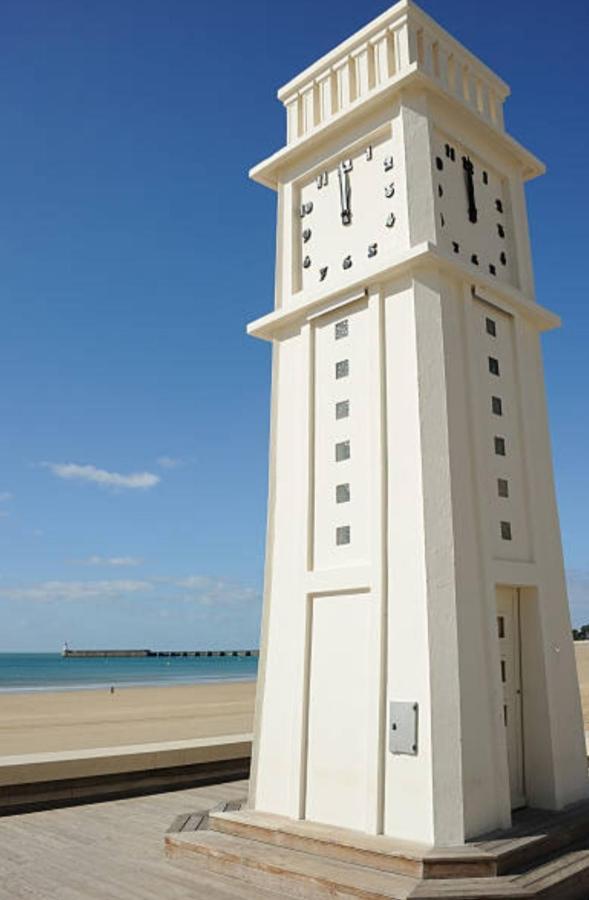 Remblai Des Sables D'Olonne - 2 Chambres - Parking Et Piscine Les Sables-dʼOlonne Buitenkant foto